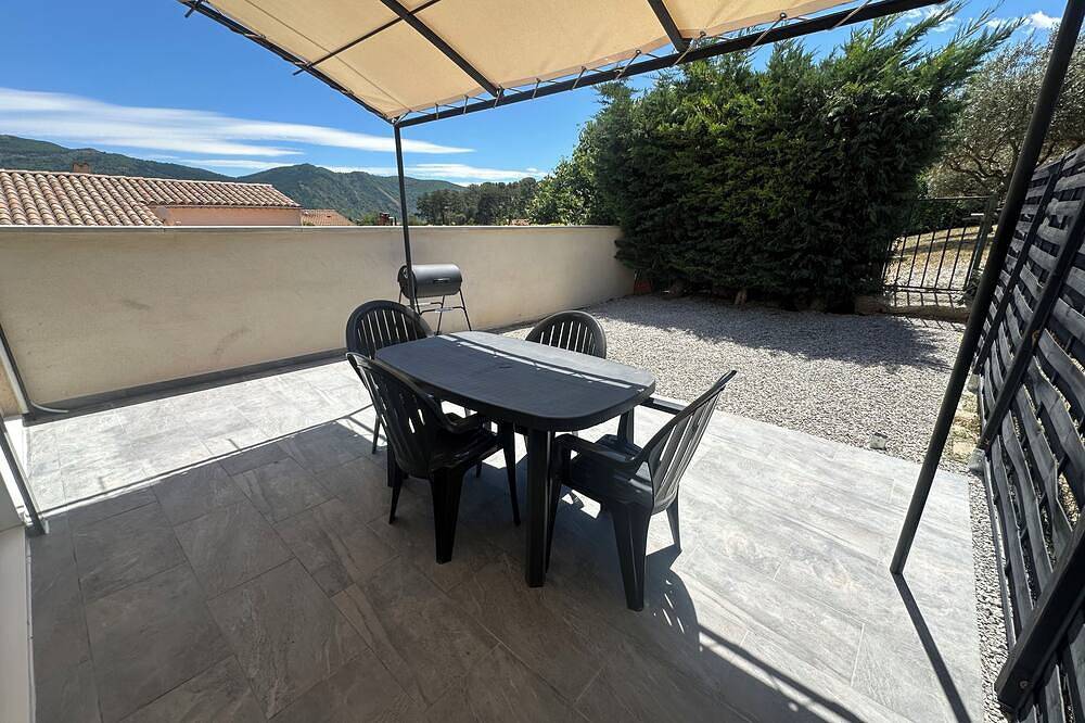 Moderne, clim et barbecue privé in Château-Arnoux-Saint-Auban, Région de Forcalquier