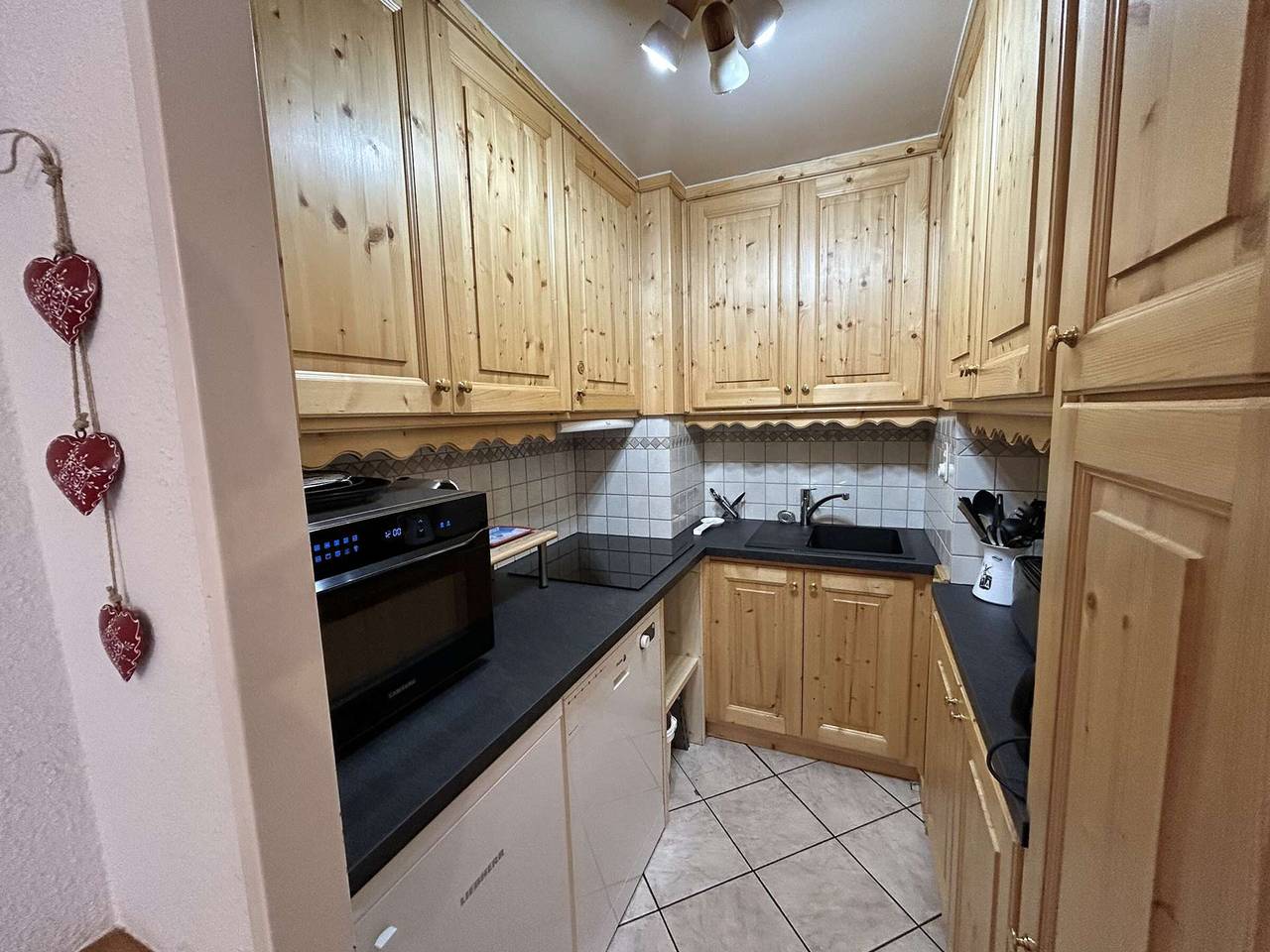 Entire apartment, Cozy studio for 2 in Méribel, close to slopes in Méribel, Les Allues