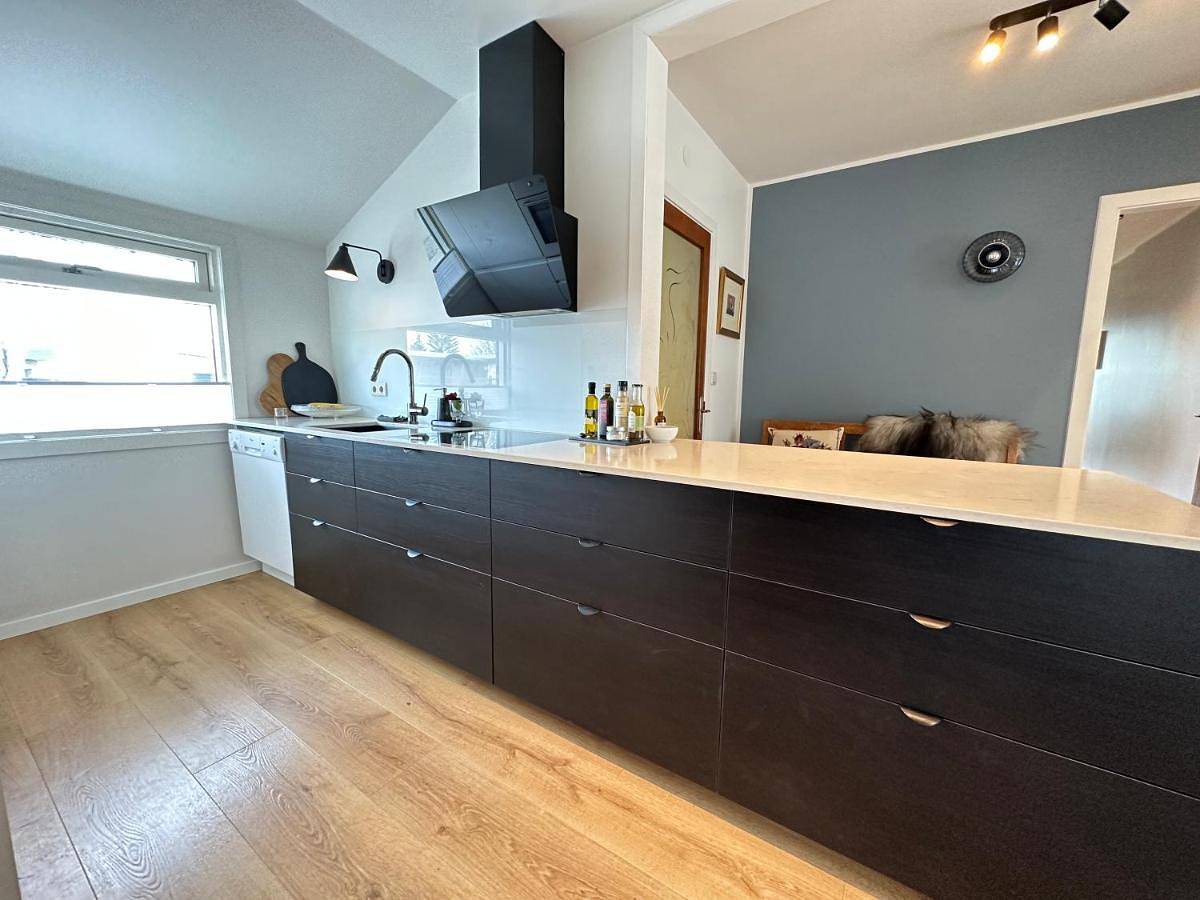 Modern and family friendly house, centrally located in Reykjavik in Gerði, Reykjavik
