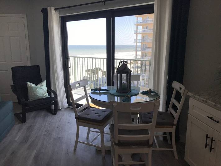Vacation rental for 4 people, with balcony and hot tub in Daytona Beach Shores