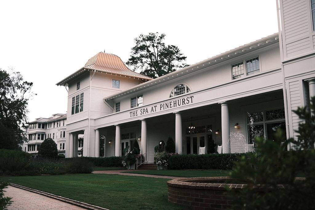 Cozy 3-bedroom vacation home just 8 minutes from Pinehurst Resort in Pinehurst, Moore County