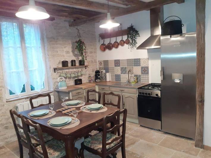 Location de vacances pour 7 personnes, avec jardin et vue, animaux acceptés à Polisy