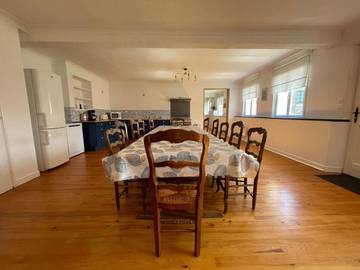 Gîte pour 12 personnes, avec jardin à Saint-Côme-du-Mont