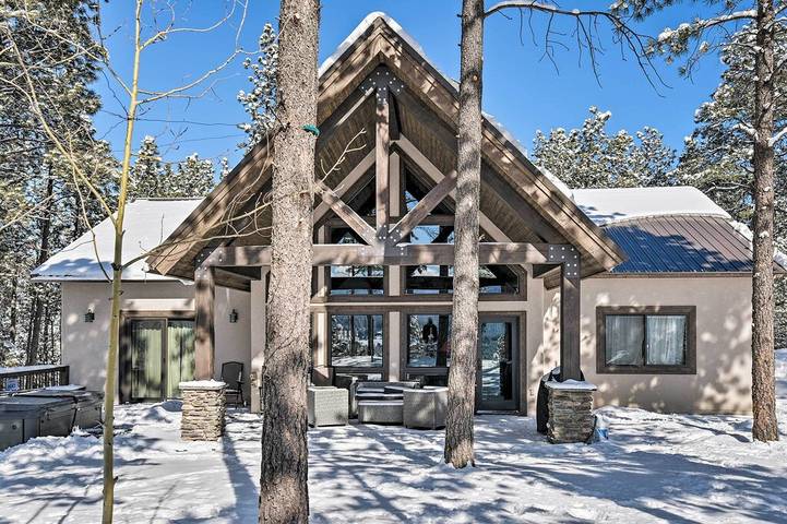 Vacation rental for 10 people, with terrace and hot tub in Angel Fire