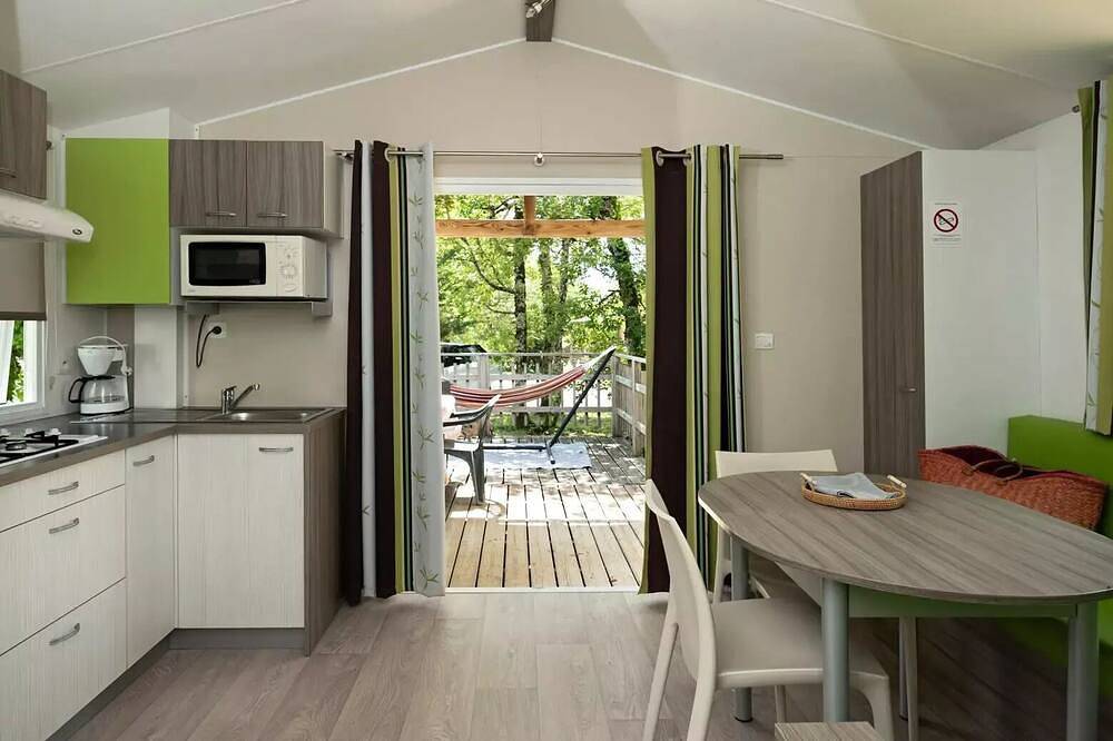 Mobilehome Aveyron 4 personnes in Saint-Antonin-Noble-Val, Quercy