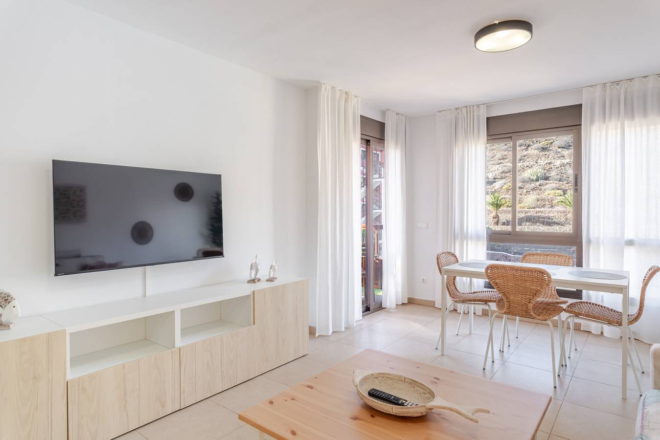 Apartamento entero, El Mocan Deluxe House - Padel, Pool & Terrace in Palm-Mar, Arona 
