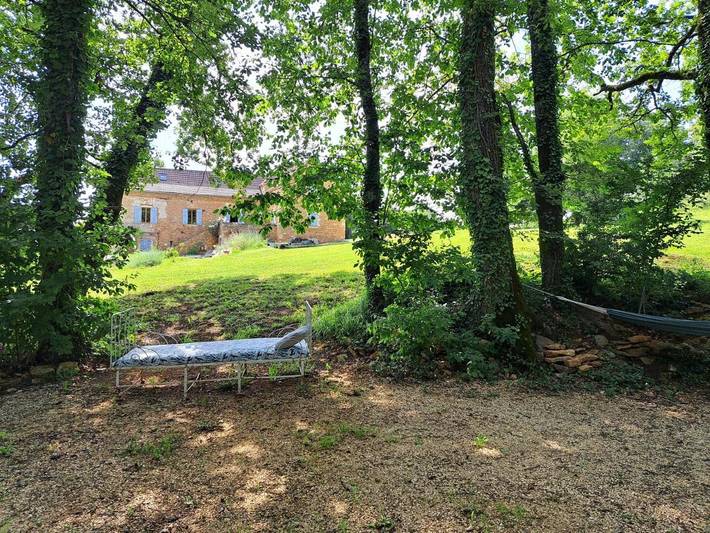 Location de vacances pour 2 personnes, avec piscine et jardin ainsi que terrasse et vue à Saint-Martin-le-Redon - 2