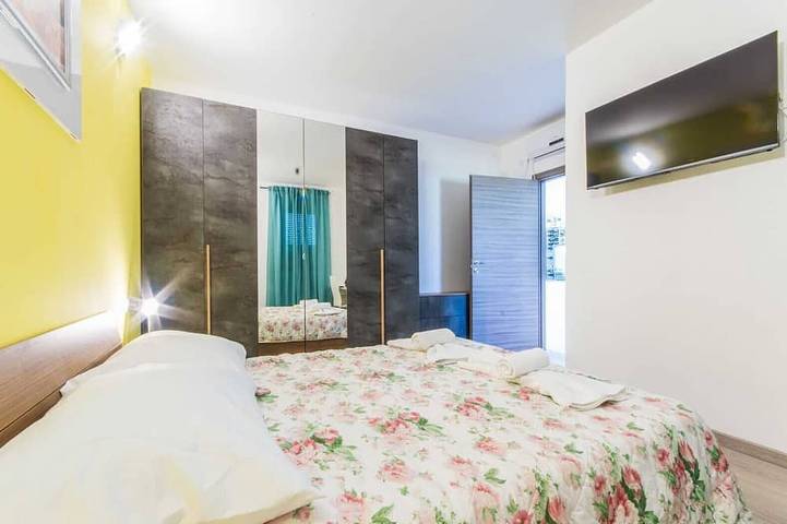 Herrlich Gestaltete Villa mit Privatem Pool in Labin City, Labin