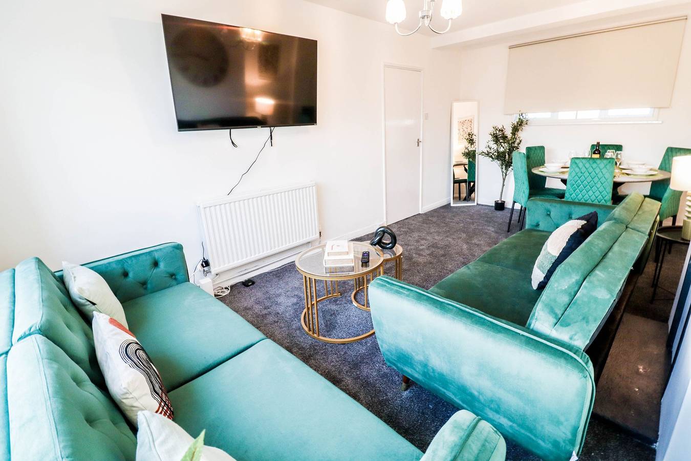 Entire apartment, Lovely 3 Bedroom Maisonette! in Wandsworth, London