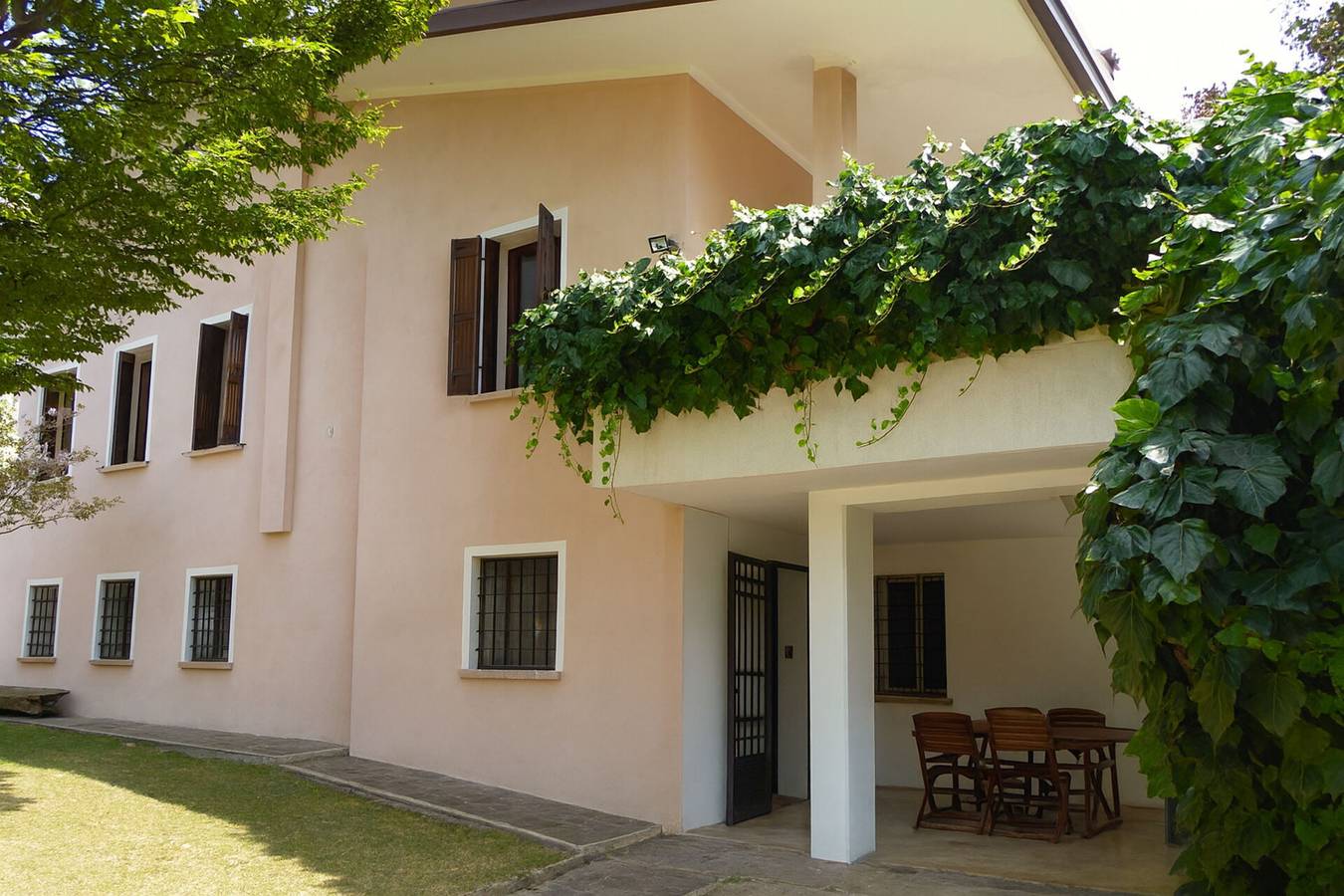 Ganze Wohnung, Villa Rosa Apartment in Borso del Grappa, Treviso Provinz