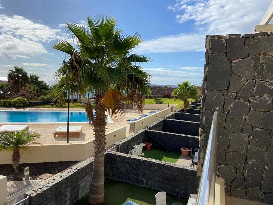 Amazing Luxury Seafront Villa near Golf & Ocean in Amarilla Golf, San Miguel de Abona