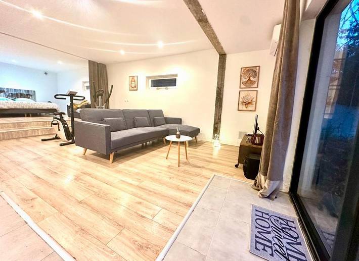 Gîte pour 3 personnes, avec jardin et vue dans Juziers