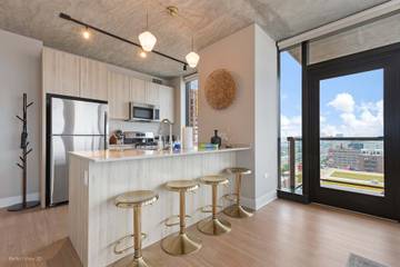 Apartment for 10 Guests in Chicago, Cook County, Picture 2