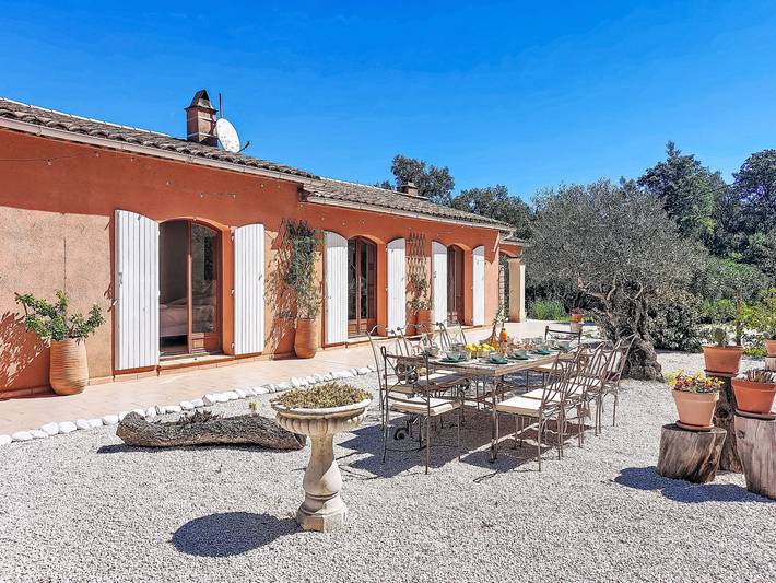 Location de vacances pour 10 personnes, avec jardin et terrasse à Le Plan-de-la-Tour - 4