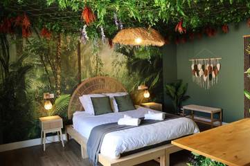 Gîte pour 2 personnes, avec jacuzzi et terrasse à Port-de-Bouc