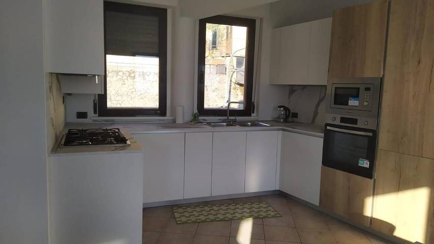Gîte pour 5 personnes, avec balcon ainsi que vue et vue sur le lac à Lovere - 3