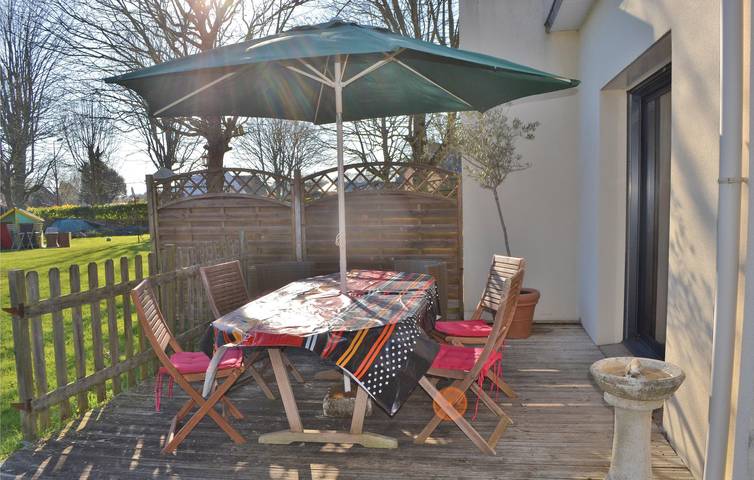 Location de vacances pour 4 personnes, avec terrasse et piscine à Plomeur - 4