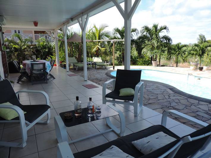 Location de vacances pour 6 personnes, avec jardin et piscine à Tartane - 3