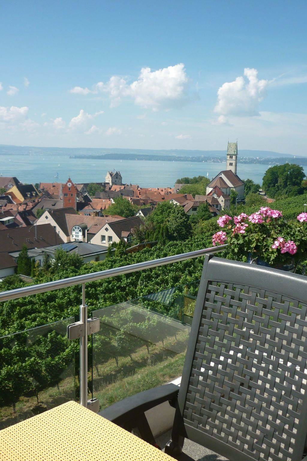 Ganze Wohnung, Ferienwohnung für 3 Personen mit Terrasse in Meersburg, Region Bodensee-Oberschwaben