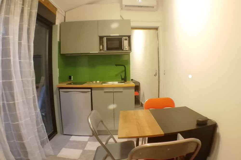 Maison en Centre Ville, Avec Jardin, 6 Personnes, Métro, Tram, bus in Villejuif, Valle del Marne