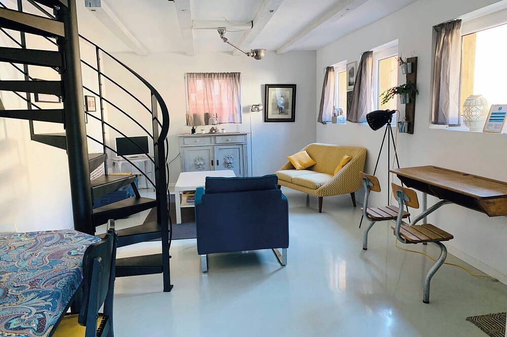 5 minutes from the station, 70 m2 house in a small village. Ideal for family/work in Lipsheim, Strasbourg region