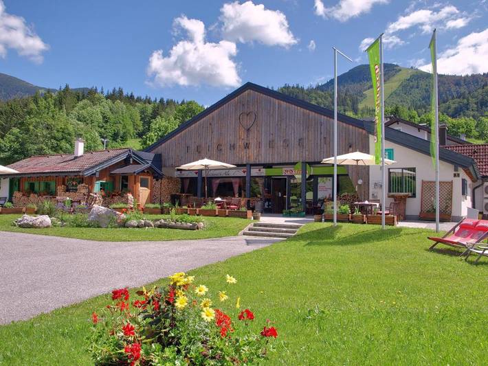 Ferienwohnung für 6 Personen, mit Garten und Ausblick, mit Haustier