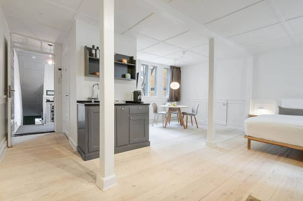 Ganze Wohnung, Small apartment in the heart of Kbh in Kopenhagen Zentrum, Kopenhagen