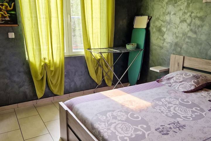 Location de vacances pour 4 personnes, avec Jacuzzi à Berlaimont - 2