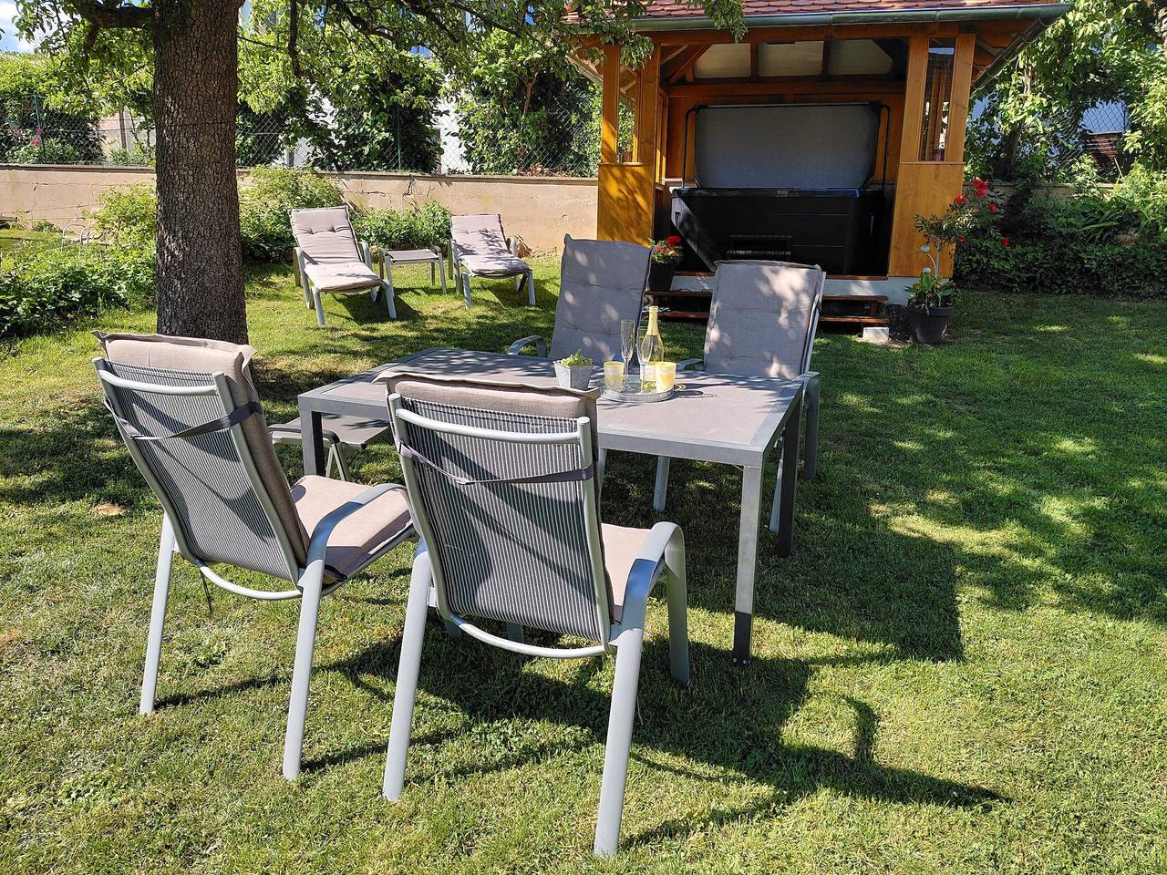 Pension Rosengärtchen - Roseneinzelzimmer in Absberg, Fränkisches Seenland