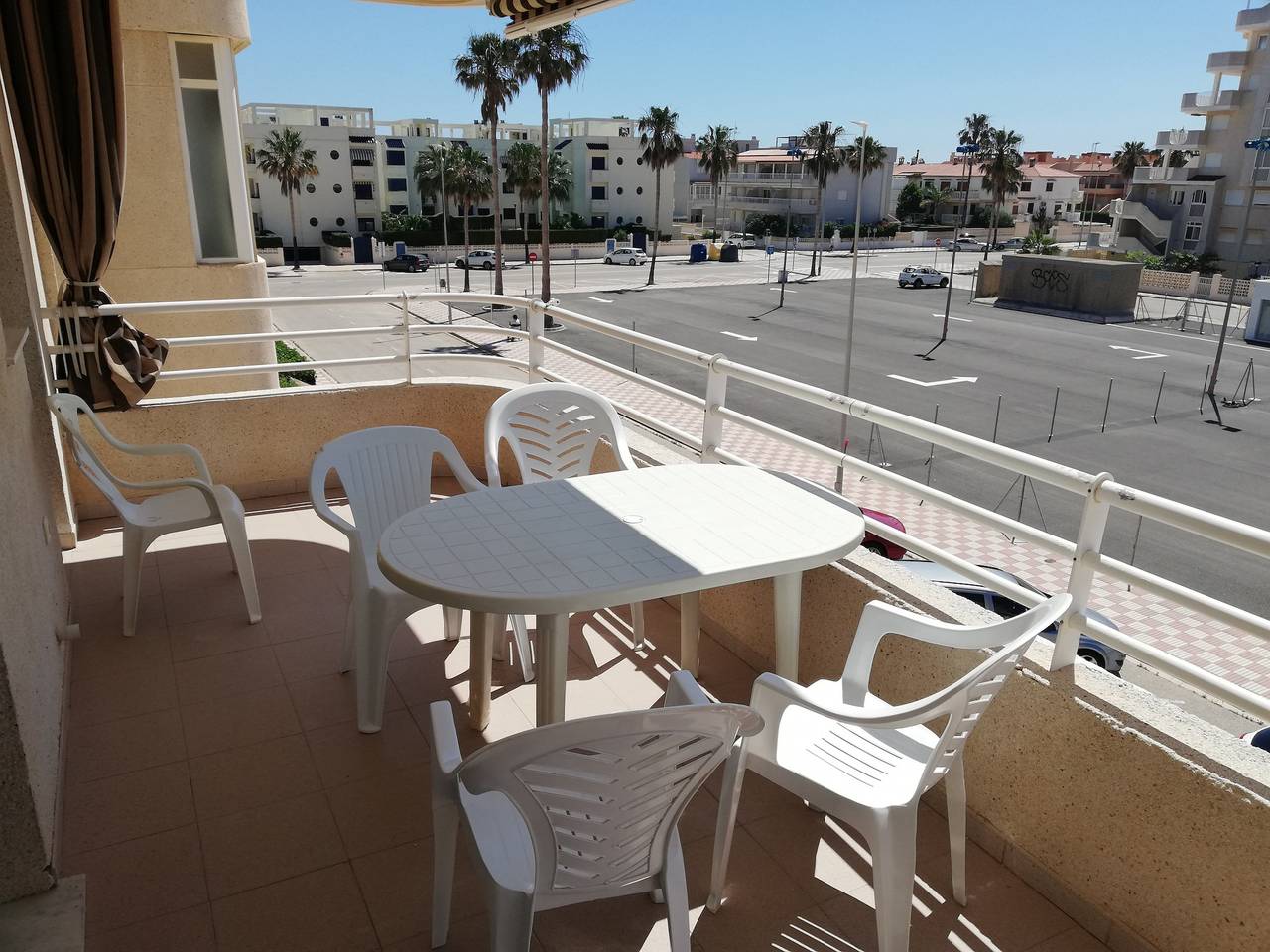 Apartamento entero, Las Olas 2º, Solo Familias in Playa Xeraco, Jaraco