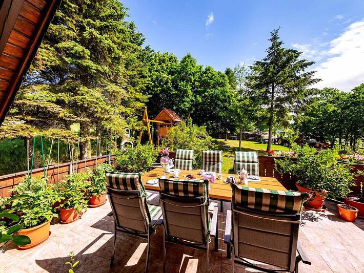 Ferienhaus für 5 Personen, mit Terrasse und Garten - 1
