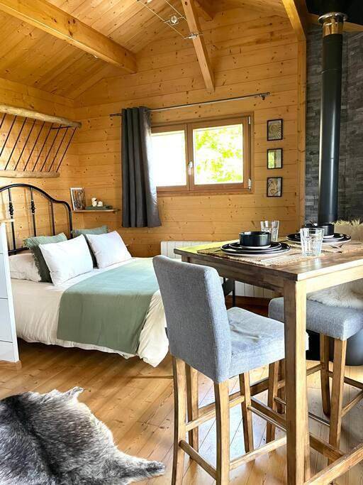 Gîte pour 2 personnes, avec vue ainsi que sauna et terrasse à Gap - 2