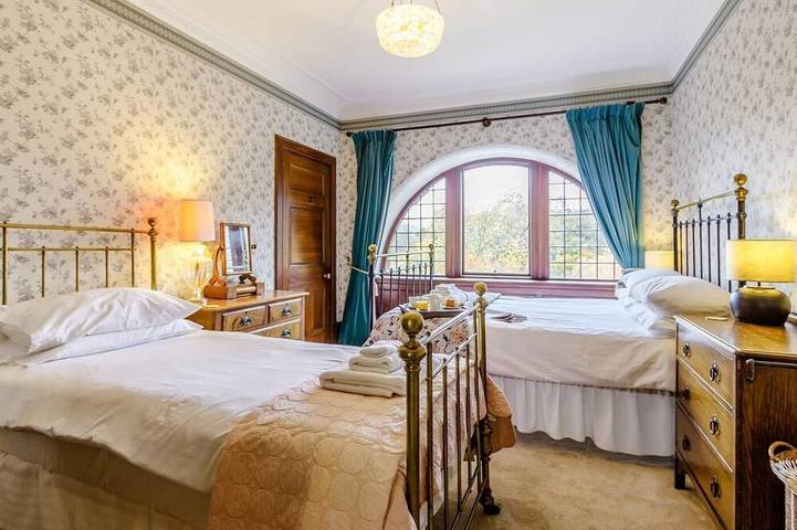 5 Bed in Aberfeldy (oc-ca119) in Aberfeldy, Perthshire