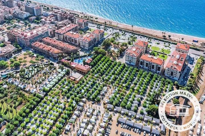 Camping für 4 Personen, mit Pool und Terrasse in Katalonien - 2