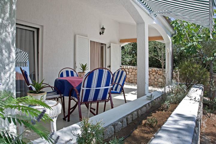 Bungalow für 4 Personen, mit Garten, mit Haustier in Dalmatien - 3