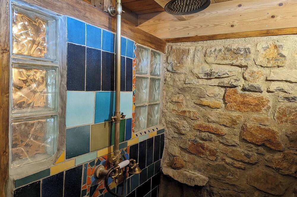 Organic 2-bedroom  farmhouse in Provence, la Mauvaise Herbe, Barjols in Barjols, Brignoles region