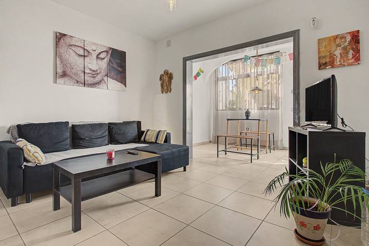 Entire apartment, Vacation Apartment 'New Cozy Flat' with Mountain View, Private Pool and Wi-Fi in Costa del Silencio, Arona