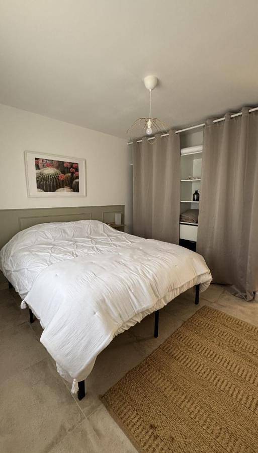 Location de vacances pour 5 personnes, avec vue et jardin à Saint-André-d'Olérargues - 3