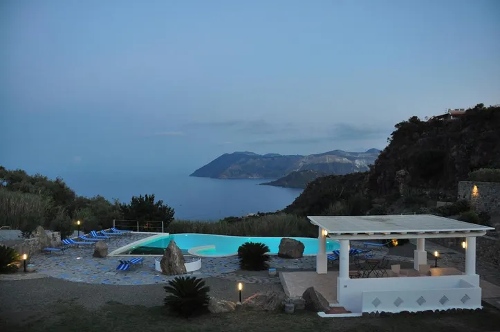 Appartamento vacanze per 2 persone, con giardino e piscina - 1