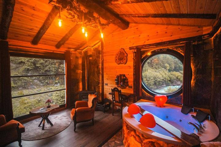 Appart’hôtel pour 2 personnes, avec jacuzzi ainsi que sauna et terrasse