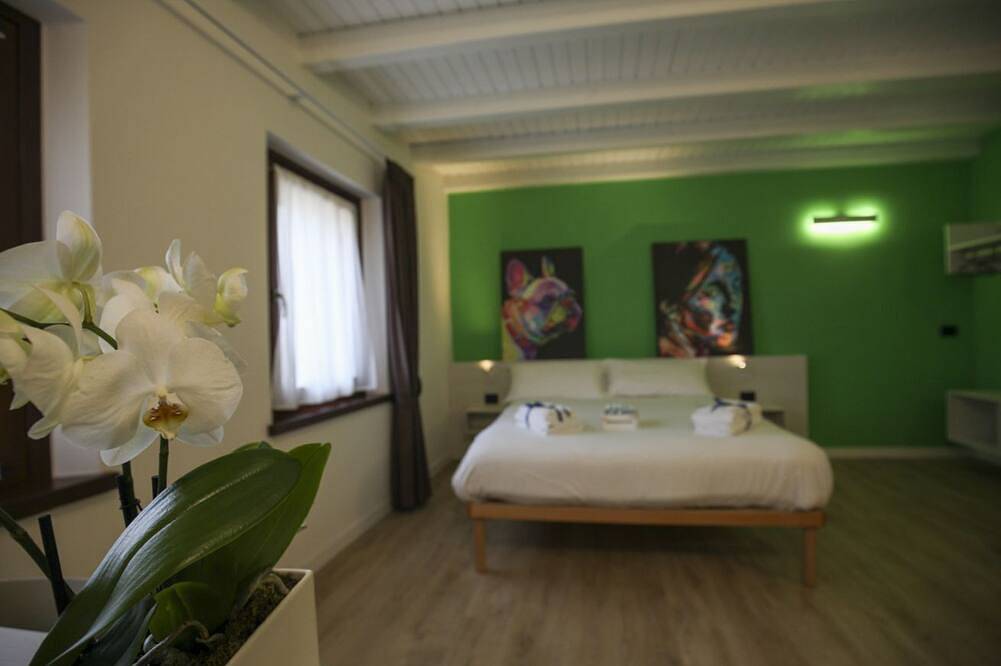 Appartement entier, Purple - Room in nature with private bathroom in Belluno, Schiara