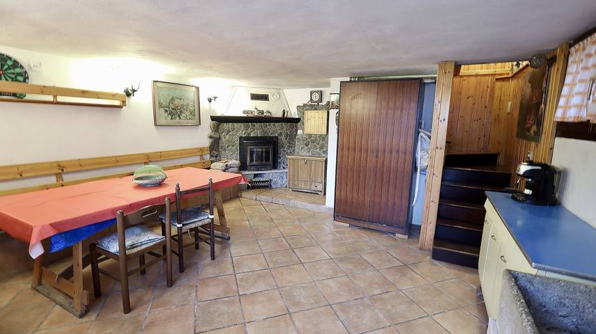 Casale per 11 persone, con balcone e panorama nonché giardino in Valtellina