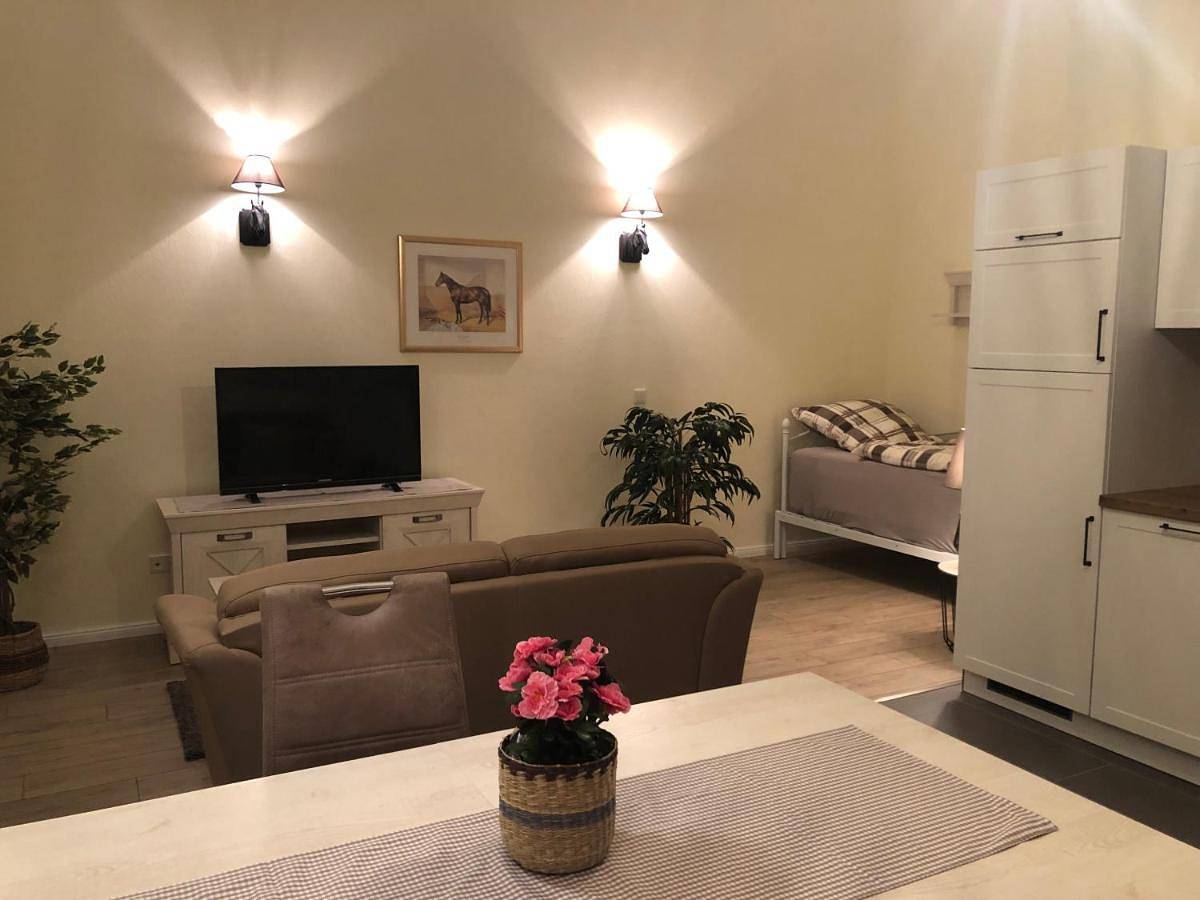 Ganze Wohnung, Ferienapartments Reitanlage Schenksolz in Schenklengsfeld, Rhön-Hessen