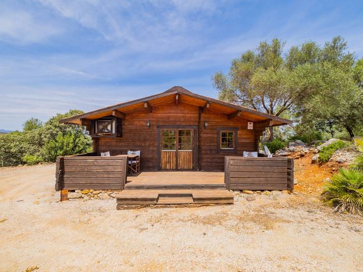 Bungalow para 4 personas, con terraza además de jardín y piscina en Coín - 3