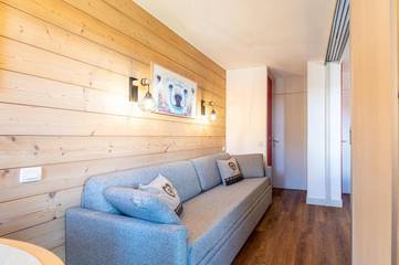 Gîte pour 4 personnes, avec vue et sauna ainsi que piscine et balcon dans Plagne 1800