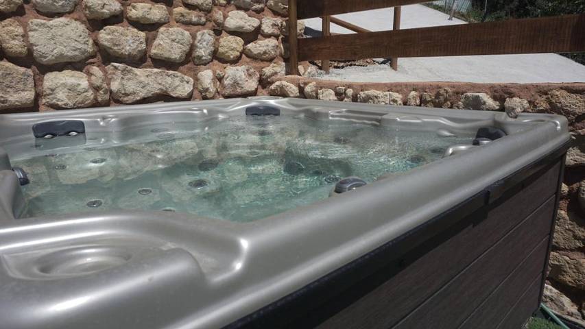 Apartamento de vacaciones para 19 personas, con piscina además de vistas y jardín, Se admiten mascotas en Sierra Sur Jaen - 4