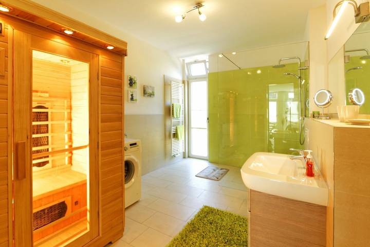 Ganze Wohnung, Helles Apartment in Karlshagen auf Usedom mit Sauna, Nähe zum Strand in Karlshagen, Usedomer Norden
