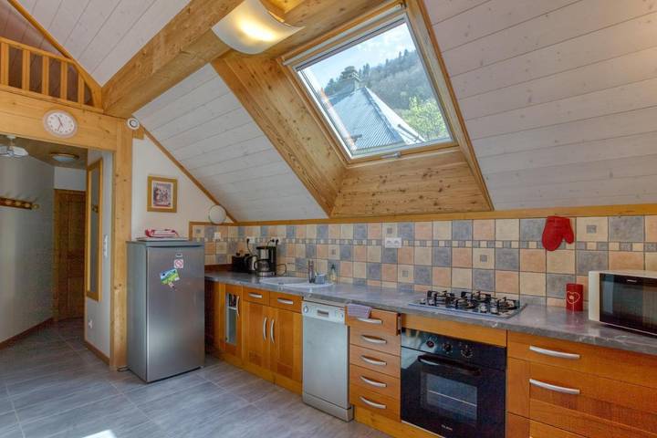 Gîte pour 5 personnes, avec terrasse et jardin à Ornon - 2