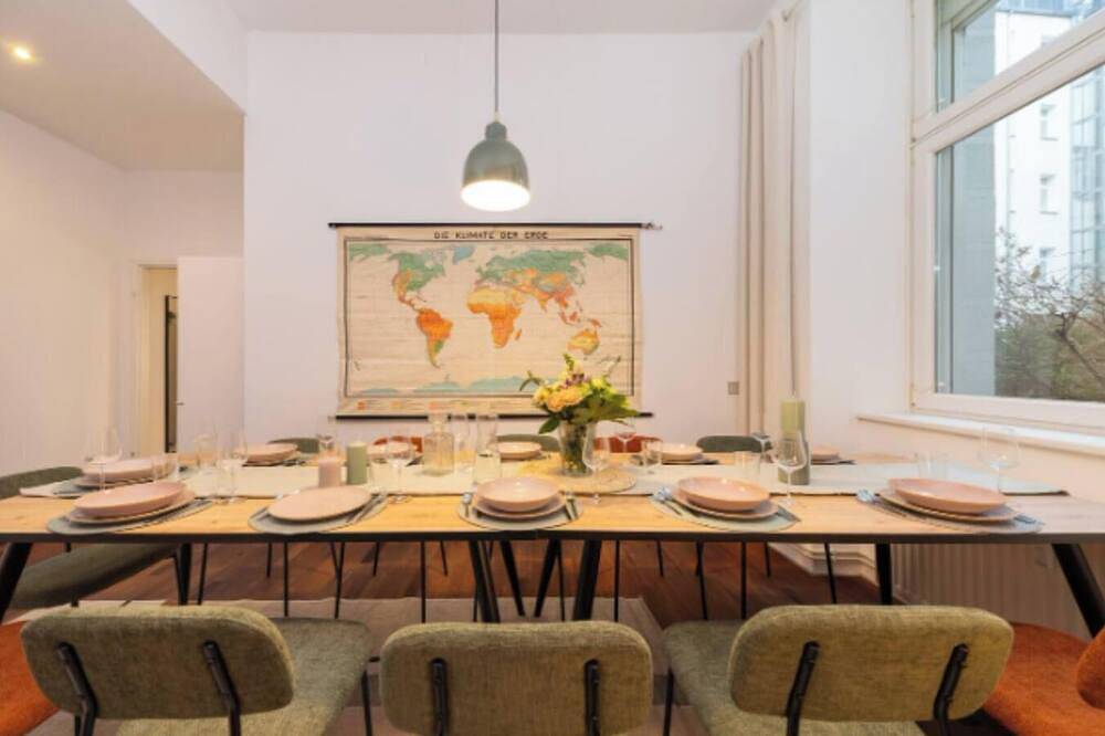 Apartamento entero, Your Home in Berlin – Large Family-Friendly Apartment Next to Mauerpark in Berlin Prenzlauer Berg, Berlín