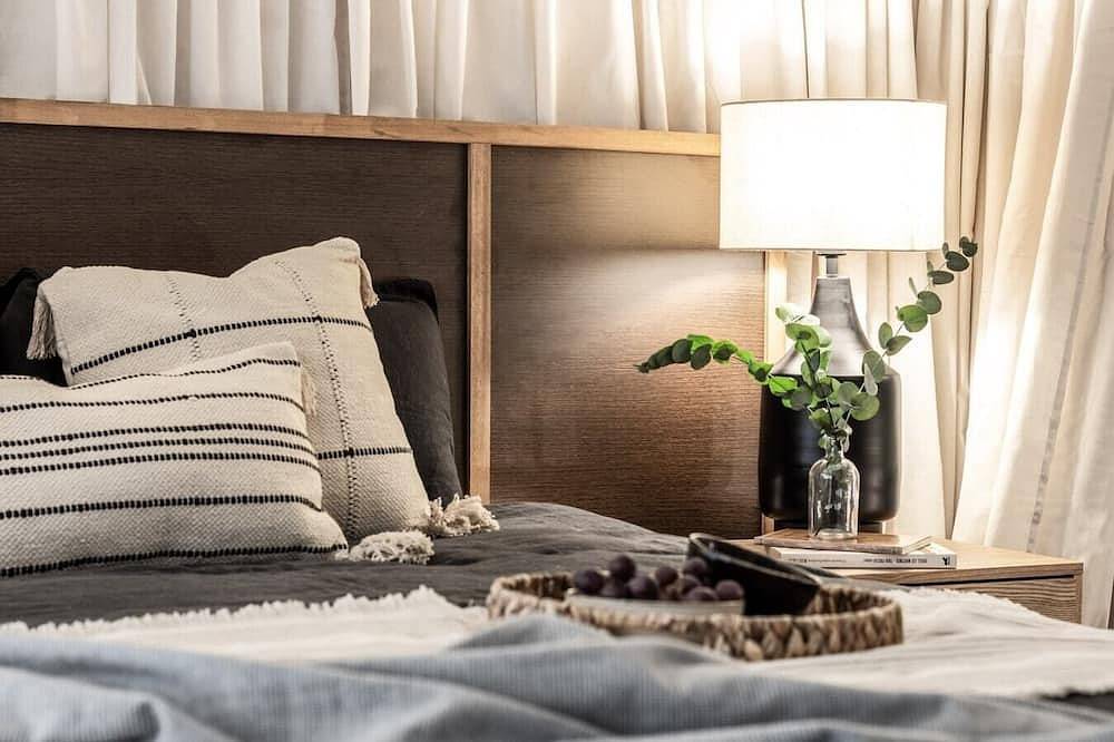 Apartamento entero, Galez - Studio and terrace in Ríos Rosas in Chamberí (Madrid), Madrid